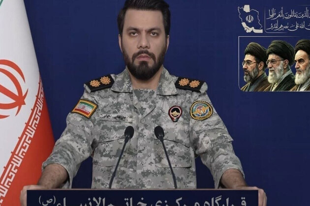 Iran rejects Trump's "Guardian" claims, vows forceful response to US military interference in Strait of Hormuz