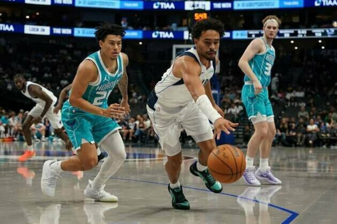 Hornets waive G Spencer Dinwiddie
