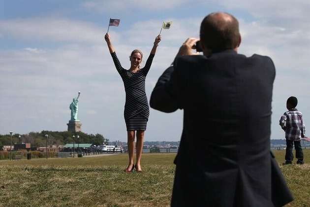 Obtaining dual citizenship of the United States