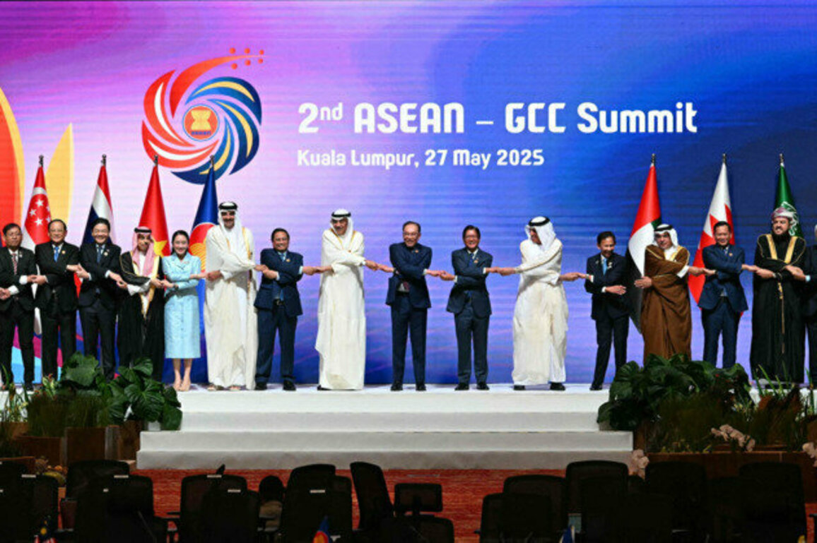 2nd ASEAN-GCC Summit boosts inter-regional ties, resilience building