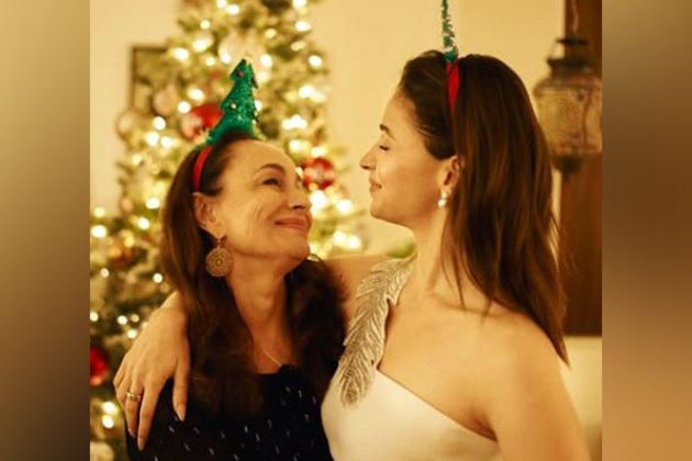 "A little wish for you ...": Soni Razdan pens b'day poem for daughter Alia as she turns 32