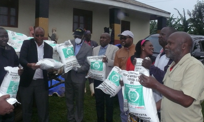 Ruhinda church leaders get relief food Ruhinda church leaders get relief food
