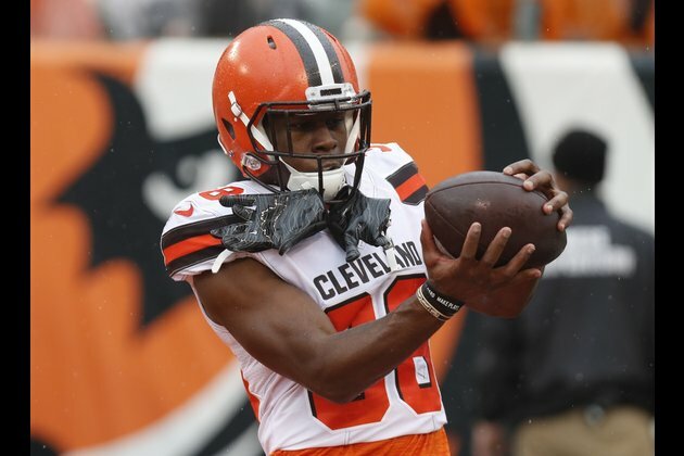 Browns release four players to clear cap space