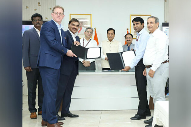 IWAI signs MoU with global giant Rhenus Logistics India to push cargo growth on national waterways