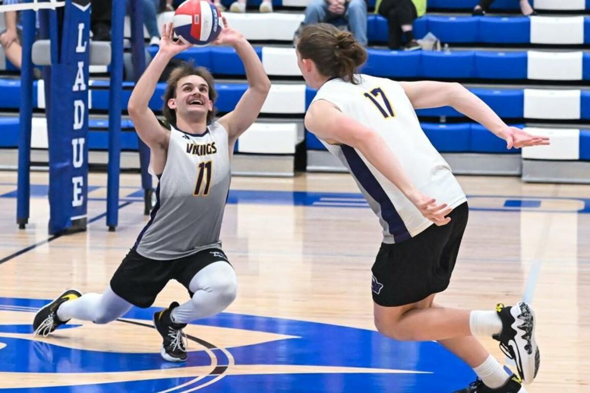 Misha Goldman, AJ Peete lead the way as Parkway North sweeps Ladue