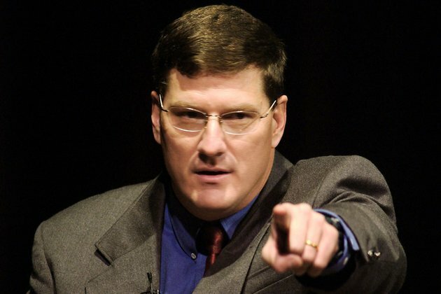 US seizes Scott Ritter's passport