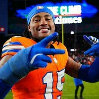 Broncos OLB Nik Bonitto signs 4-year extension for reported $120M