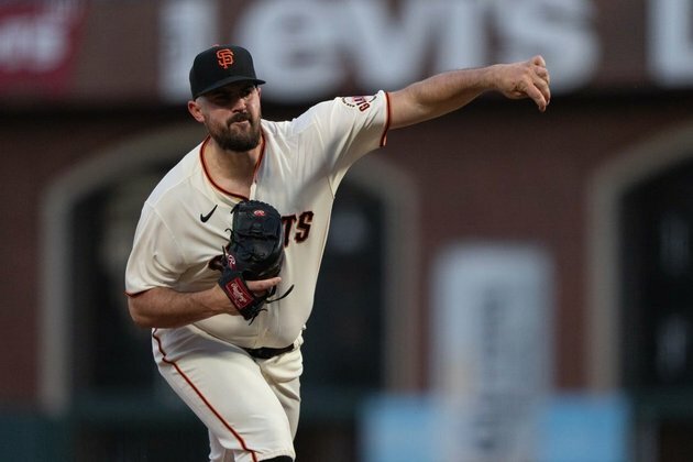 Padres, Giants both have something left to prove
