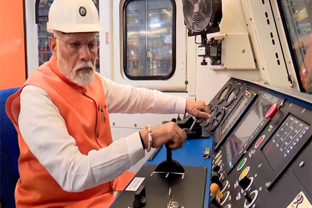 Gujarat: PM Modi inaugurates locomotive plant in Dahod; flags off first electric locomotive of the plant