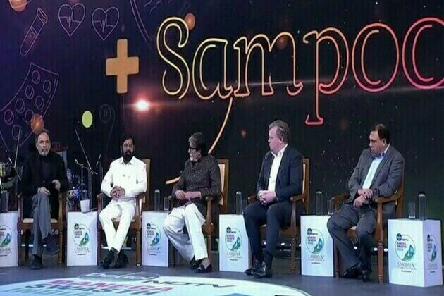 Amitabh Bachchan co-anchors Banega Swasth India Season 9, a 12-hour live telethon