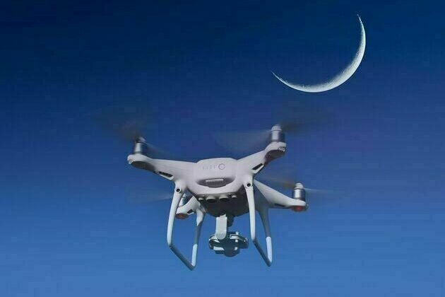 UAE employs AI-driven drones for Shawwal moon sighting