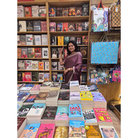 Prachi Garg Launches "Wisdom from Dashavtar" at Om Book Shop: A Modern Take on Ancient Evolutionary Logic