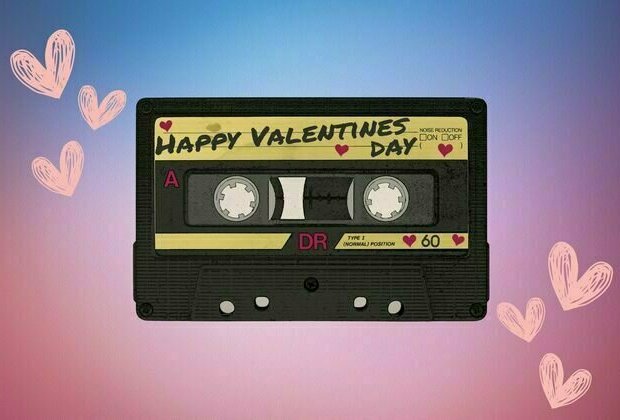 A music expert's tips on making an unforgettable mixtape (or playlist) for your Valentine