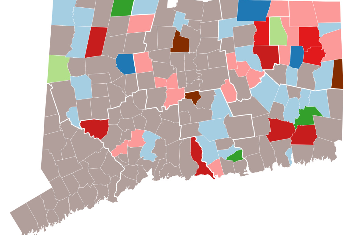 What languages are spoken in CT besides English and Spanish&quest;