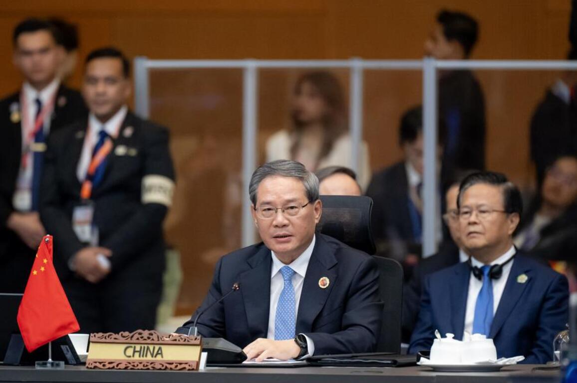 Chinese premier calls for openness, stronger alignment of development strategies