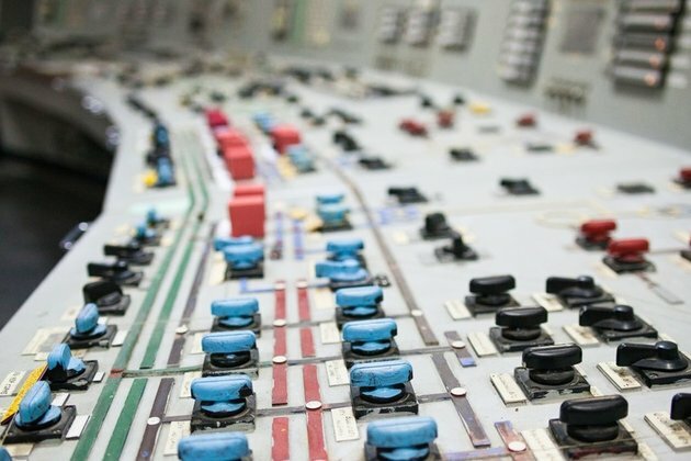 China delays nuclear plan over sabotage fears media