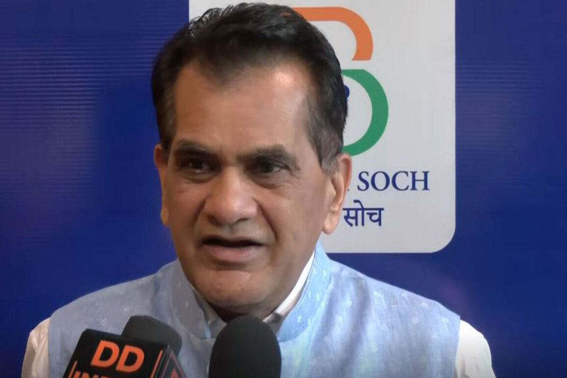 India must shift from 'Petro State to Electric State' by scaling renewables to 1500 GW: Amitabh Kant