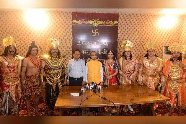Lav Kush Ramlila 2022: Bollywood stars steal the show on opening day at Red Fort