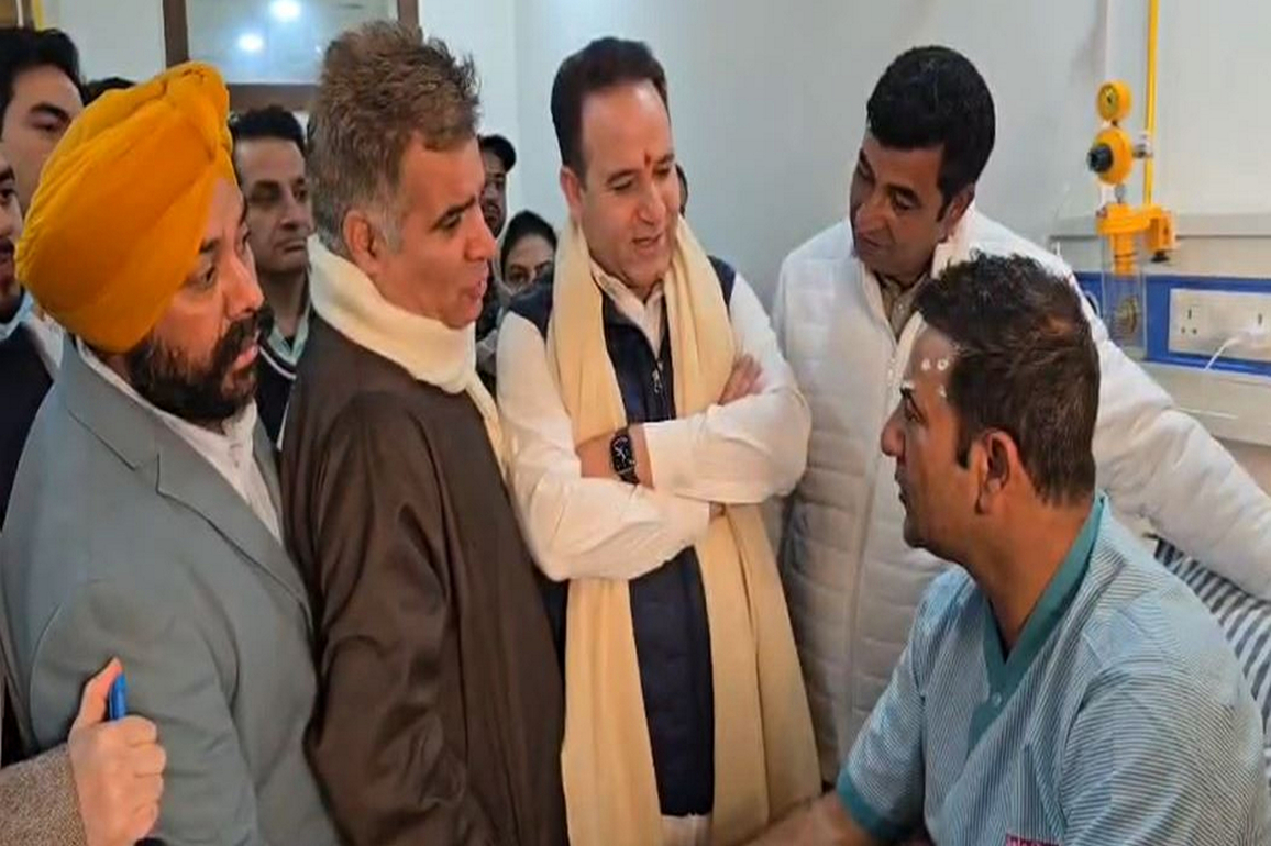 BJP leaders Ravinder Raina, Sunil Sharma meet injured victims of Nowgam Police Station blast