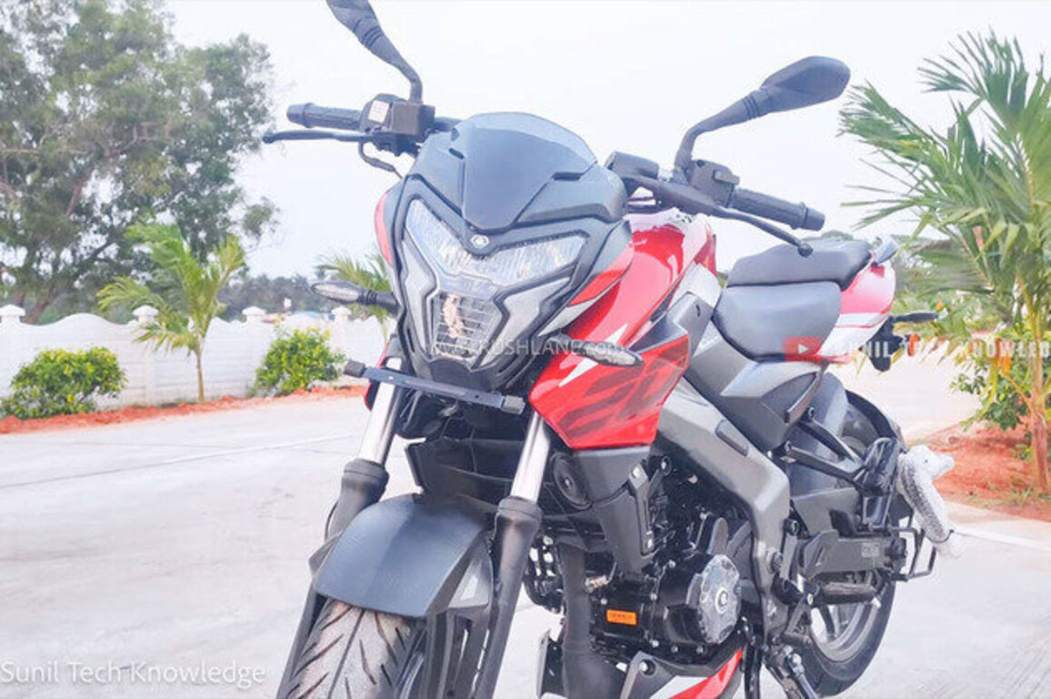Bajaj Sales Dec 2025 At 1.32 Lakh Units  Domestic, Exports Grow YoY