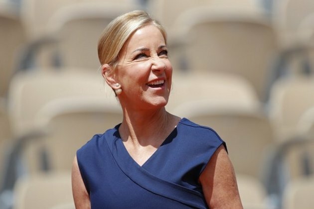 Tennis legend Chris Evert reveals ovarian cancer diagnosis