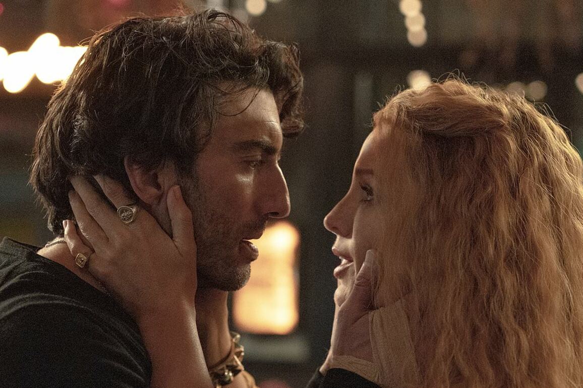 Blake Lively hit with shock twist as co-star turns AGAINST her in battle against Justin Baldoni