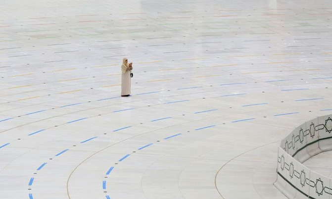 Muslims begin downsized hajj pilgrimage Muslims begin downsized hajj pilgrimage