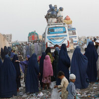 Pakistan: Displaced Tirah valley families protest in Bara over delay in transport fare payments