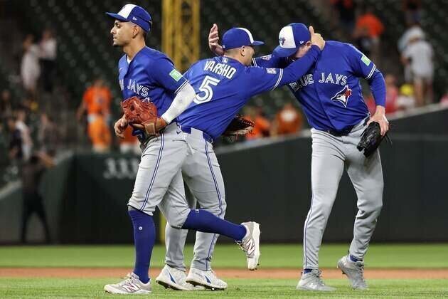 MLB roundup: Bases-loaded walk carries Jays past O's