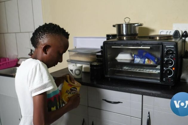 South Africa&#039;s Little People Urge Better Accessibility