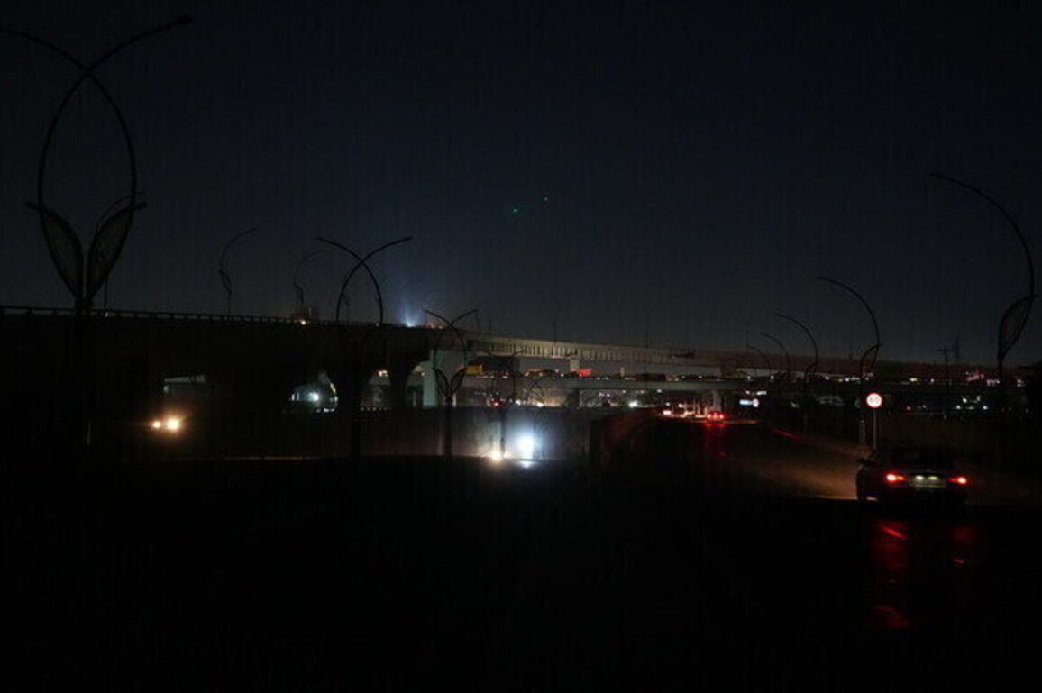 Iraq and Cuba hit by blackouts amid US pressure and attacks on Iran