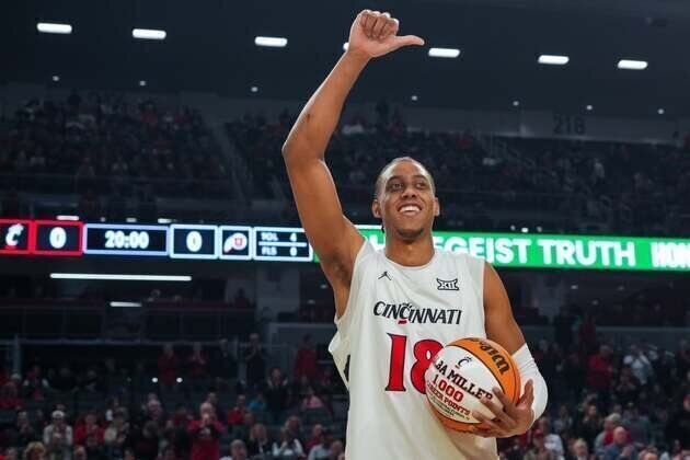 Streaking Cincinnati to test No. 16 Texas Tech's revamped lineup