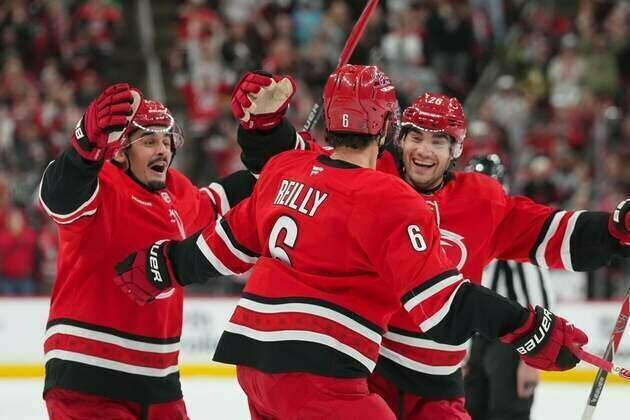 Fast start propels Hurricanes past Islanders to snap skid