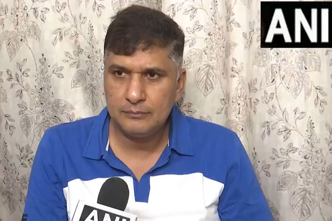 Rahul Gandhi's allegations are "serious", but he remained silent over similar discrepancies in Delhi: Saurabh Bharadwaj