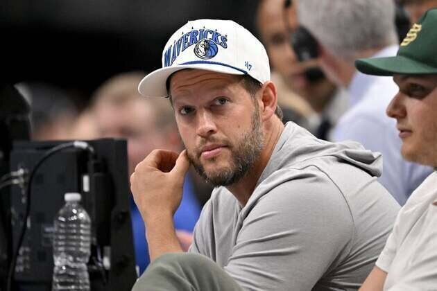Clayton Kershaw, Alex Bregman to represent Team USA in WBC