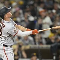 Willy Adames collects 4 hits as Giants' offense breaks out vs. Padres