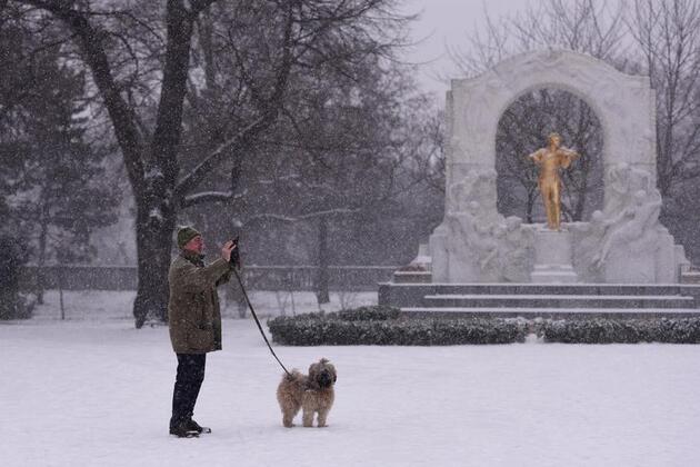 Daily World Briefing, Jan. 18