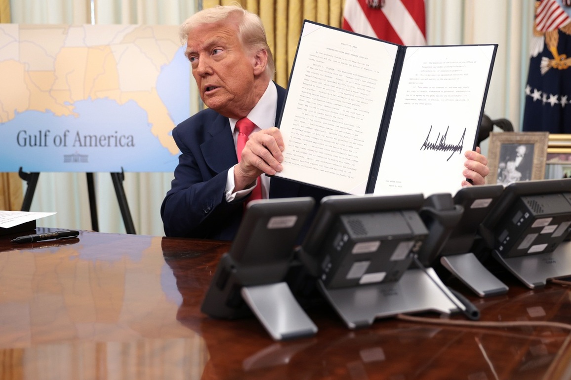 Judge strikes down Trump executive order targeting Perkins Coie law firm