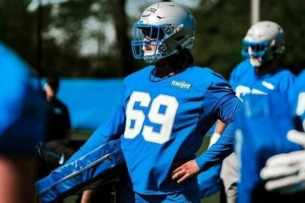 Ratledge getting early look at center in rookie minicamp