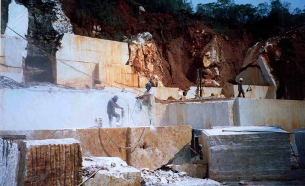  Extração de rochas ornamentais/Divulgação 