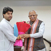 Union Minister Scindia meets Manohar Lal, seeks Rs 250 cr for Gwalior-Chambal region development