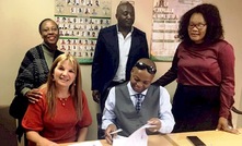  Ivanplants MD Dr Patricia Makhesha (standing, left) at the agreement signing 
