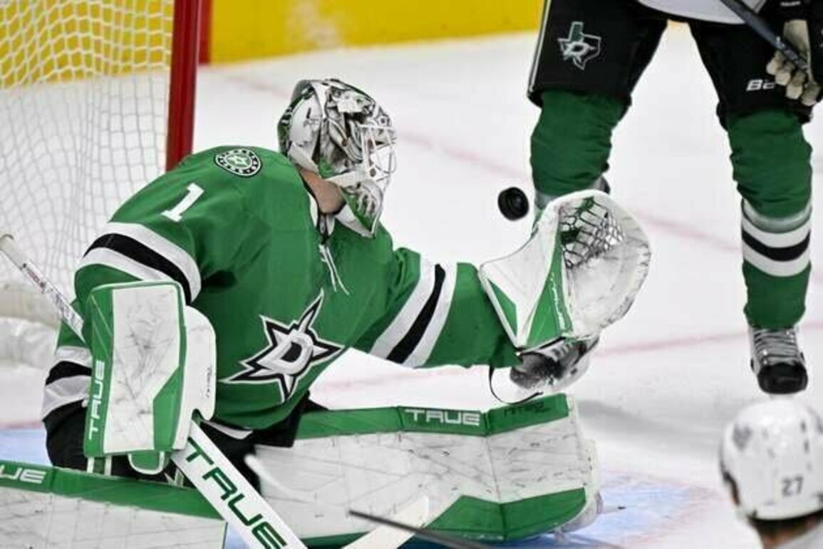 Behind G Casey DeSmith, Stars win 1st period, take game against Kraken