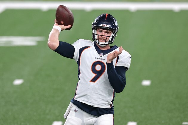 Broncos release QB Jeff Driskel, sign tight end