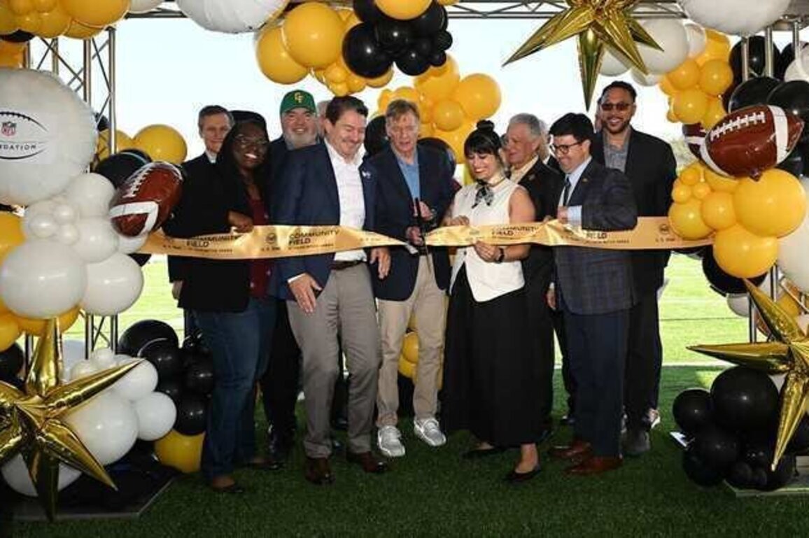 U.S. Steel Community Field at Hazelwood Green opens