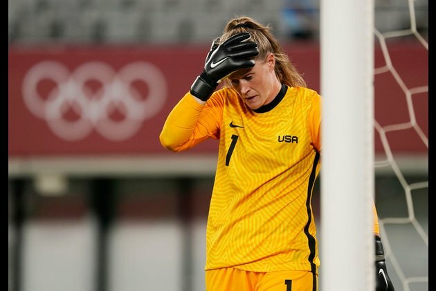 Sweden breezes to 3-0 win over USWNT at Olympics
