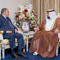 Fujairah Crown Prince receives ambassadors of Jordan, Palestine