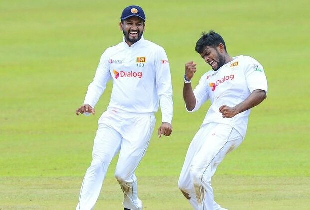 Sri Lanka retain advantage with Jayawickrama&#039;s strikes