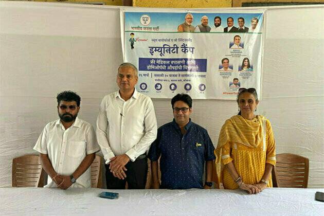 Makarand Narwekar along with Blooume organizes a free health camp at Colaba