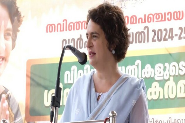 Kerala: Congress' Priyanka Gandhi lays foundation stone for women-led development projects in Wayanad